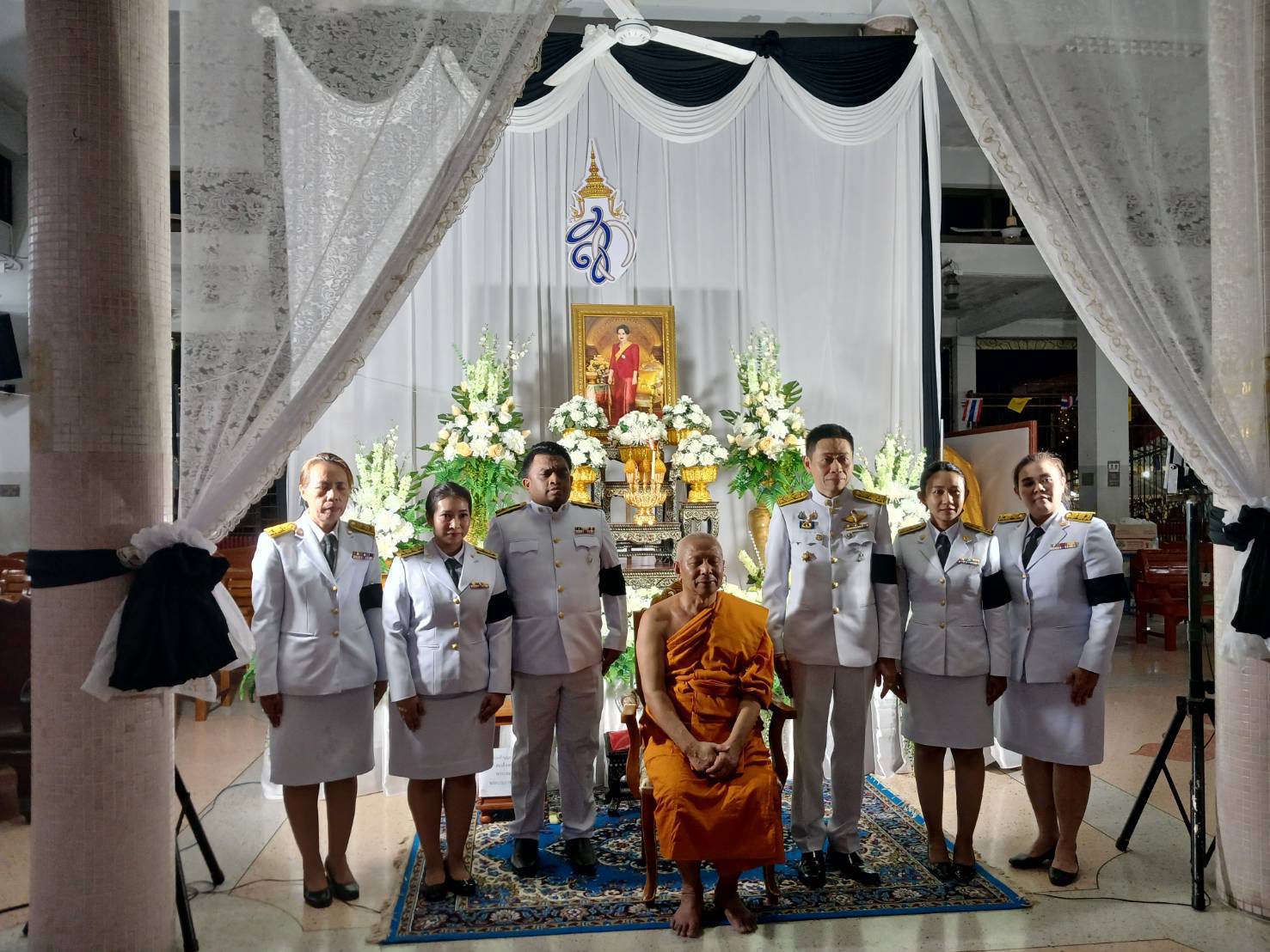 สพอ.พยุหะคีรี ร่วมพิธีบำเพ็ญกุศลสวดพระอภิธรรม อุทิศถวายพระราชกุศลแด่ สมเด็จพระนางเจ้าสิริกิติ์ พระบรมราชินีนาถ พระบรมราชชนนีพันปีหลวง